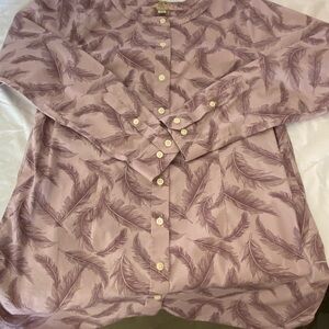 Duluth Trading Co Feather Pattern Shirt